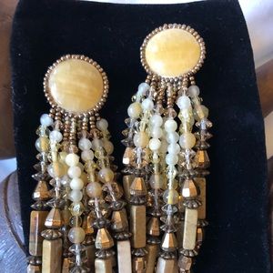 Chipita Vintage Heirloom Dangle Clip Earrings